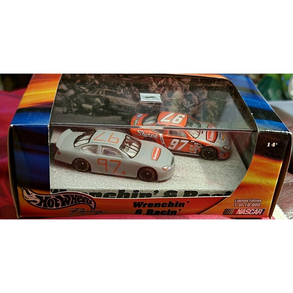 1:64 Kurt Busch #97 Wrenchin' & Racin' Hot Wheels Racing Nascar diecast 2 cars